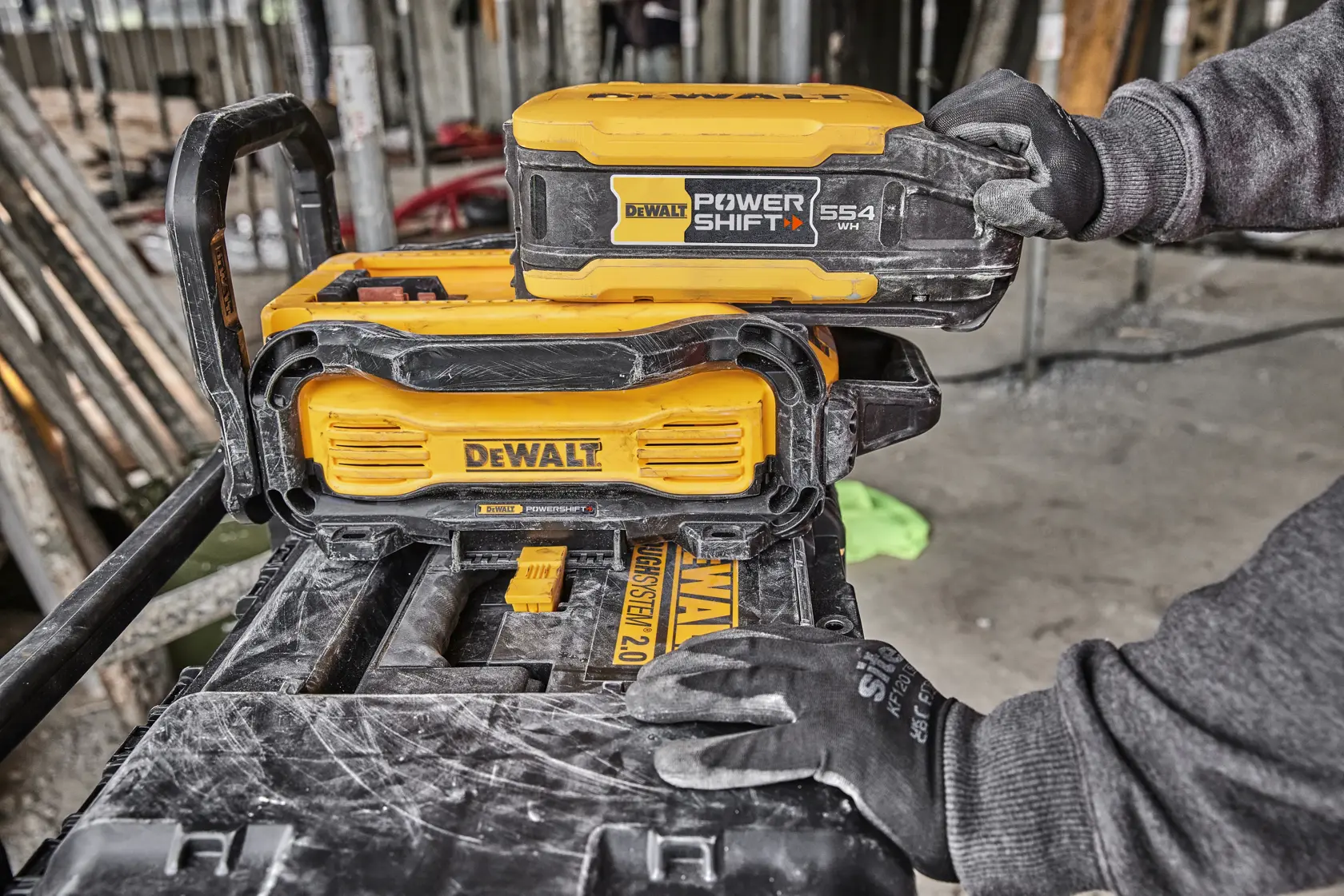 POWERSHIFT™ 550 W-os töltő