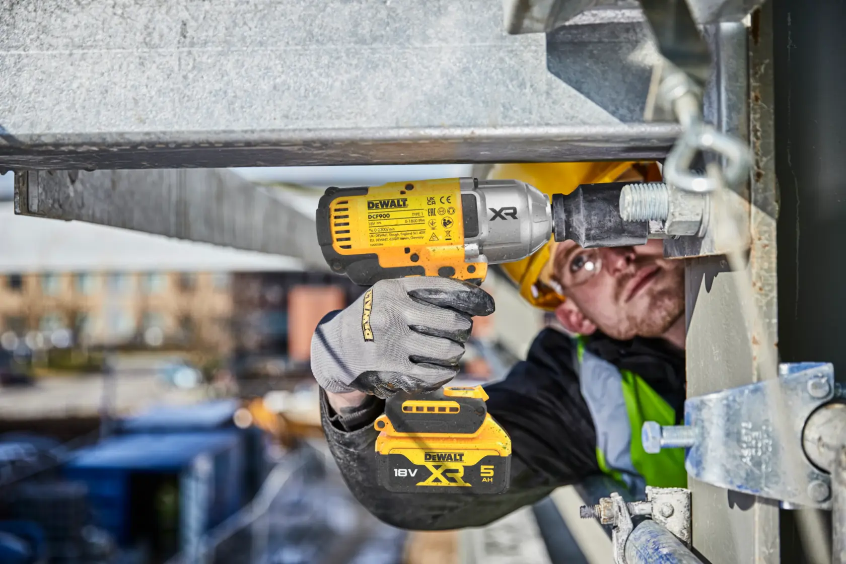 DEWALT 18V XR ütvecsavarozó 1/2", nagy nyomaték, szénkefe nélküli, hog ring (gyűrűs rögzítés), csak gép