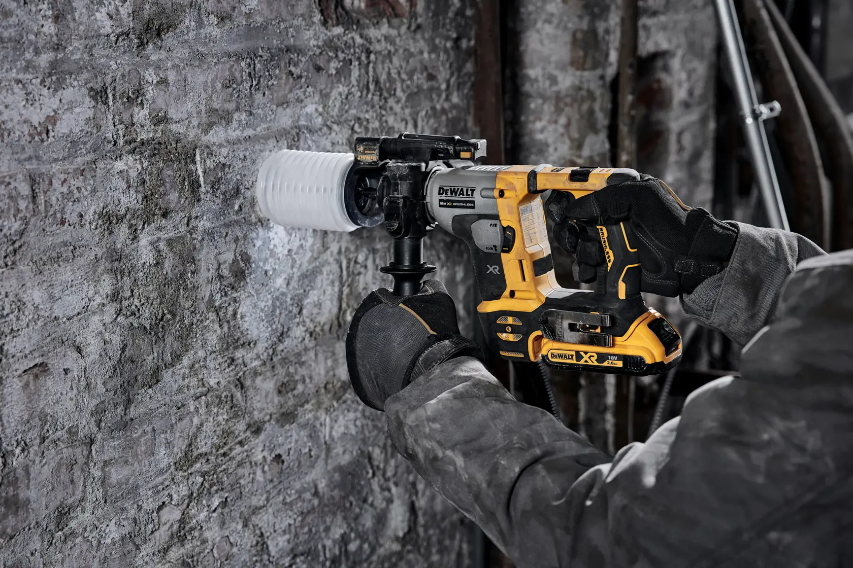 18V XR SDS-Plus fúrókalapács akku, töltő, koffer nélkül