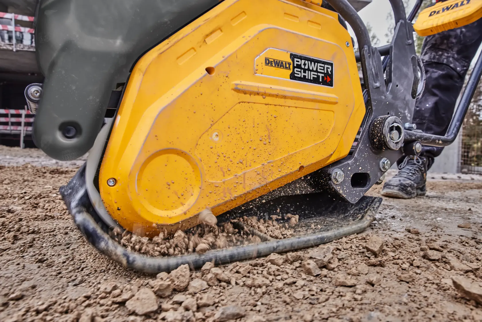 DEWALT POWERSHIFT LAPVIBRÁTOR