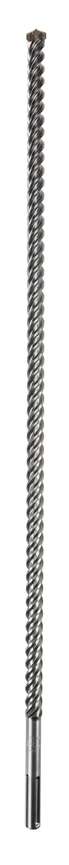 Una broca de espiral larga de metal con punta afilada y eje liso, fotografiada verticalmente sobre un fondo blanco.