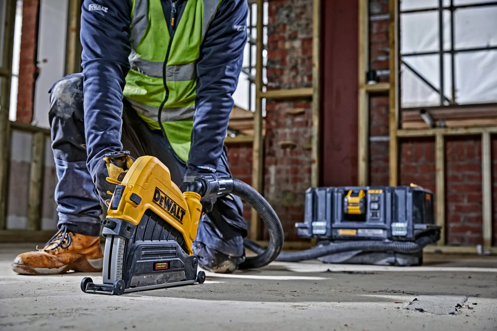 230 mm-es Betonvágó Adapter Sarokcsiszolóhoz