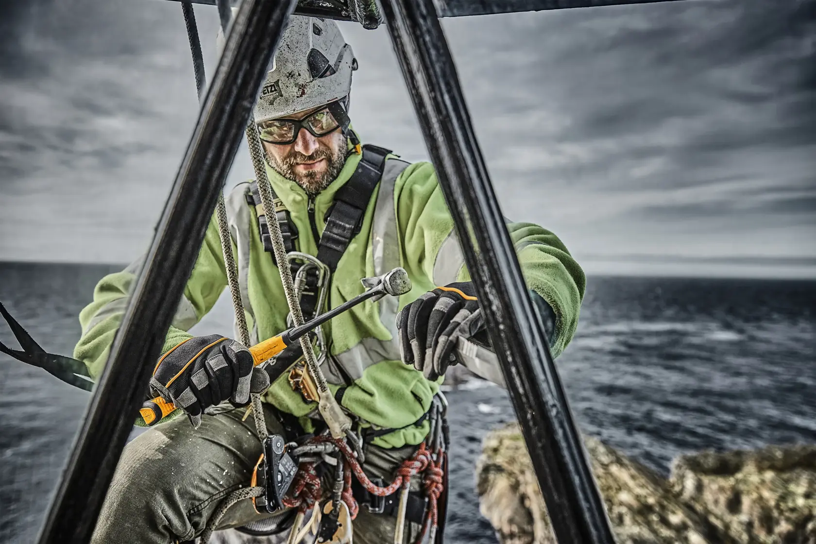 OLDALSÓ ÜTŐVÉSŐ 3 DB, 18, 25, 32 MM