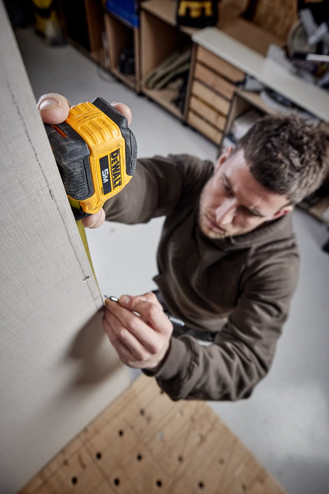 DEWALT® Compact Series 5M (28mm Wide) Mérőszalag