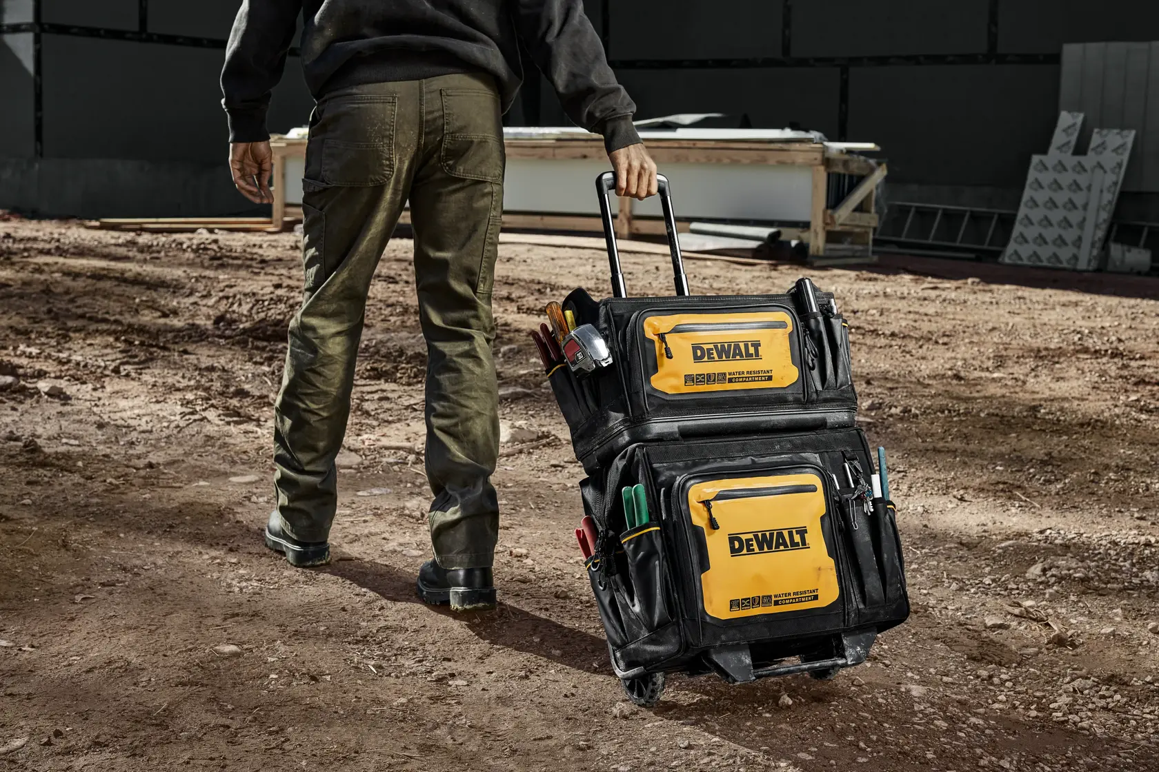 DEWALT® PRO Gurulós szerszámtáska